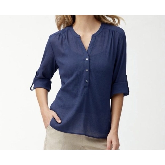 Tommy Bahama Tops - Tommy Bahama Women's Size XS Coastview Gauze‎ Coastal Roll Tab Sleeve Blouse